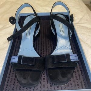 Prada black and blue velvet heeled sandal